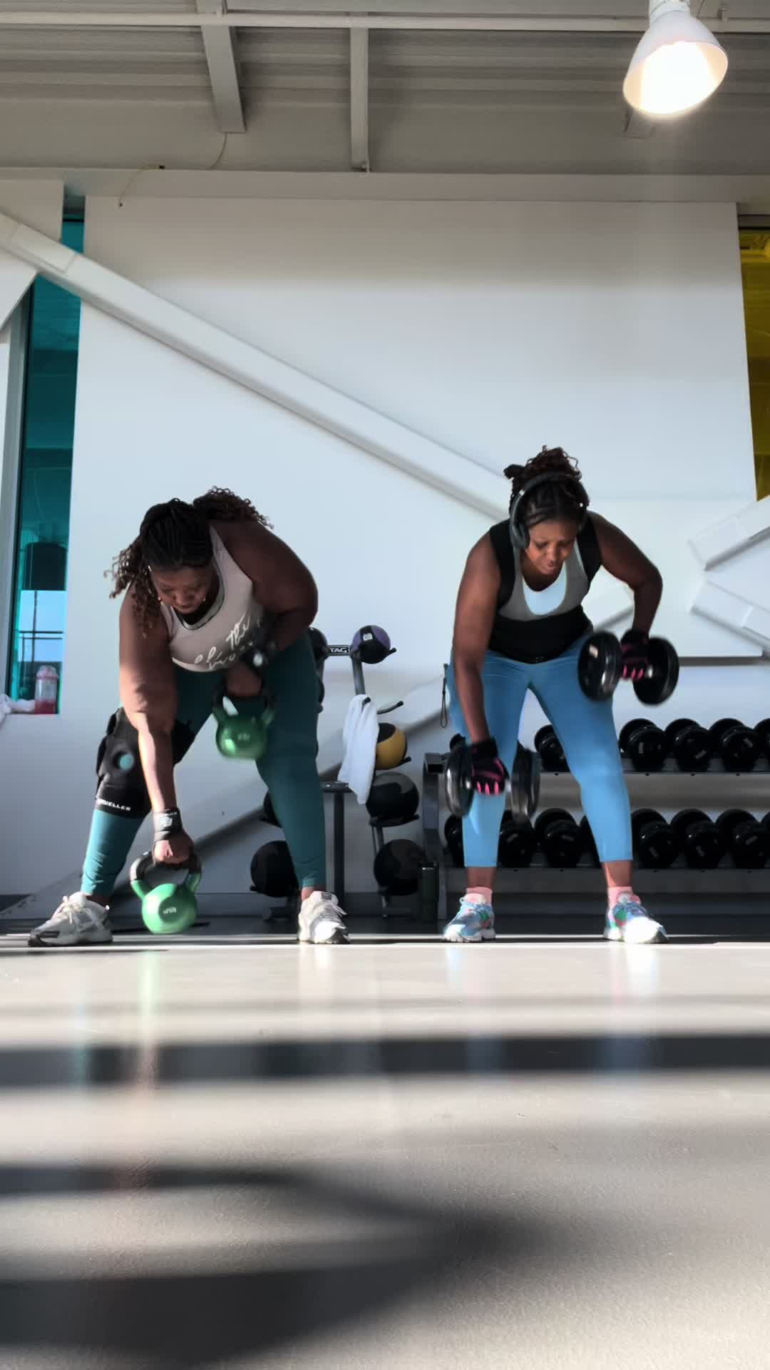 @Twin2FitLife 🏋🏿♀️❤️