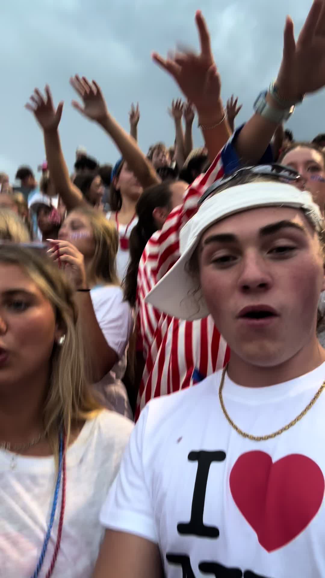 @Eli 🦸🏼
