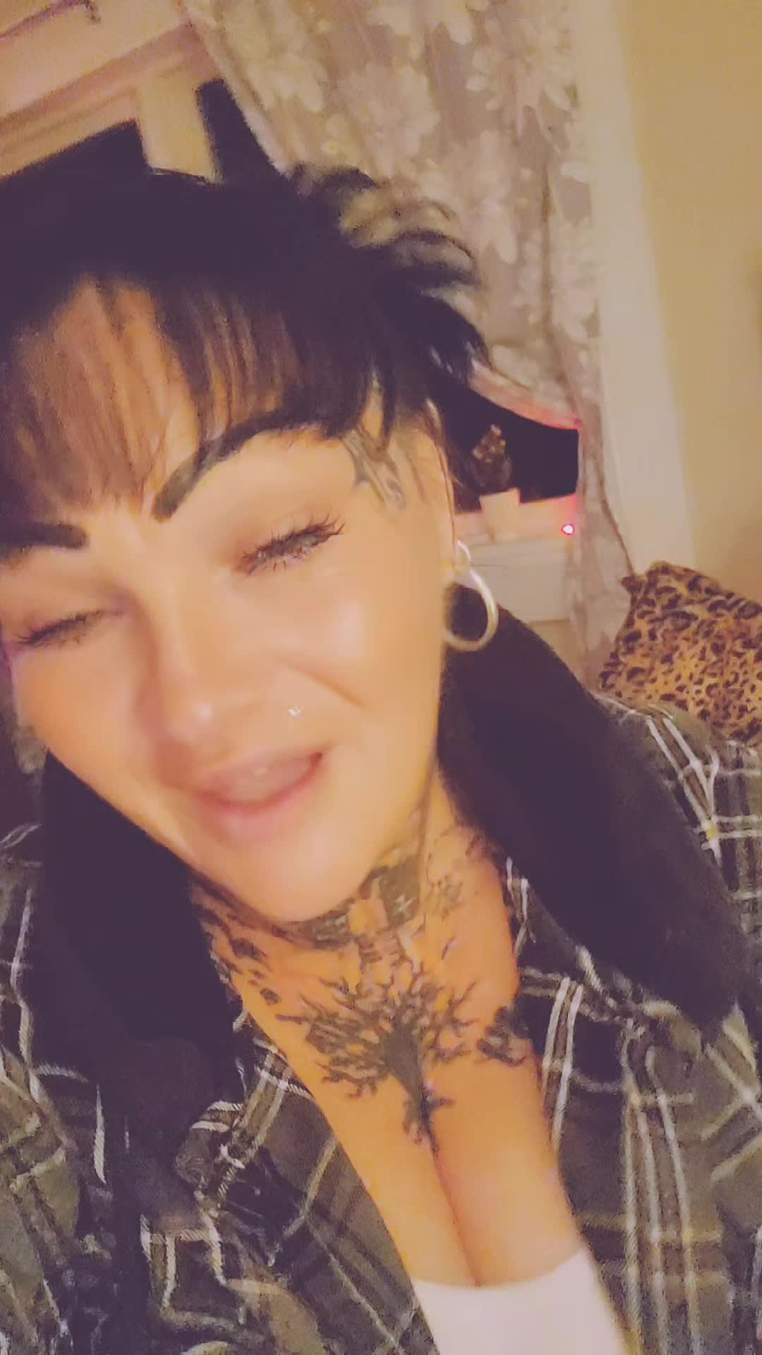 @Jody Lynn (JADEDJODY)