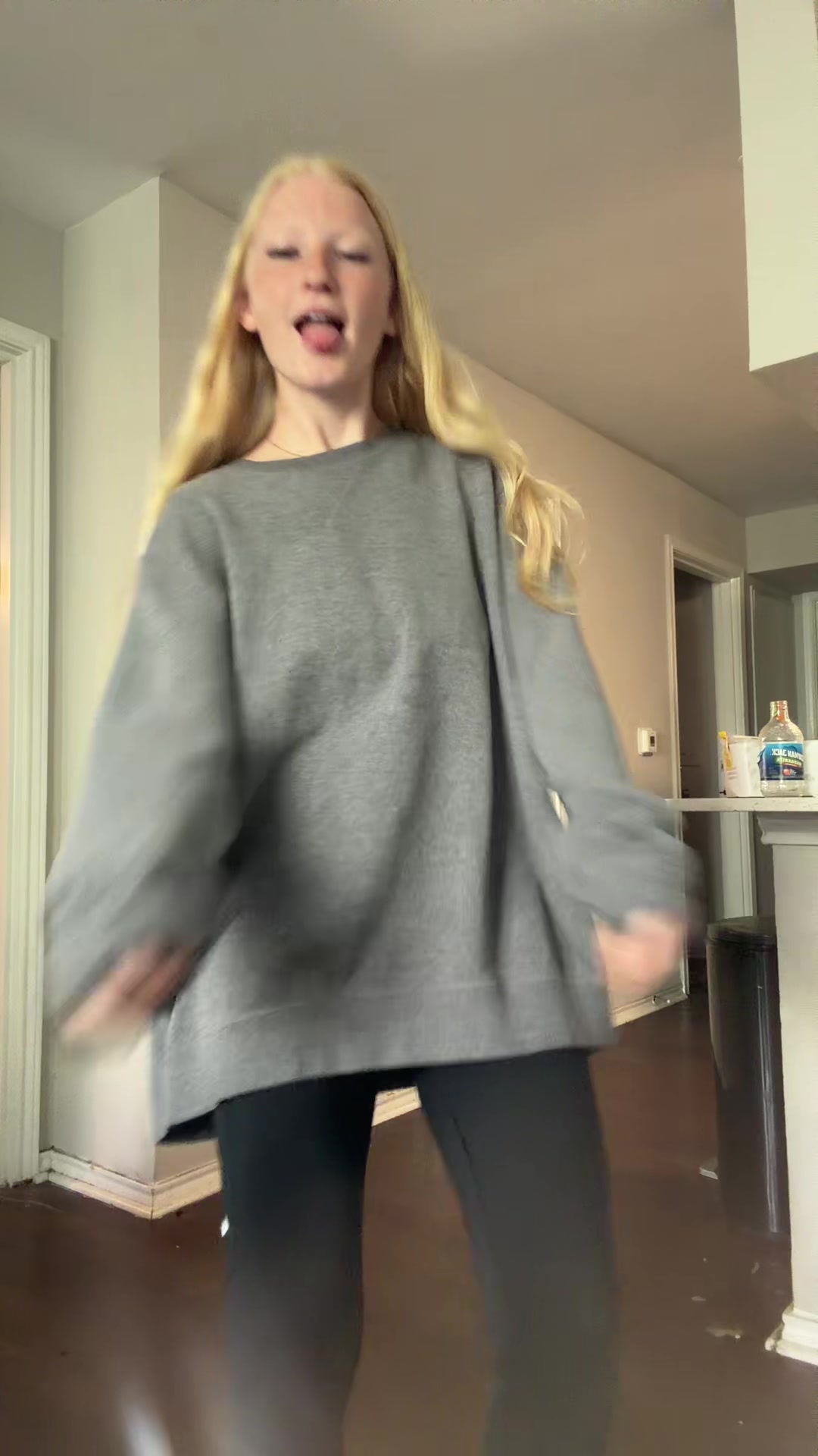 @kelsie