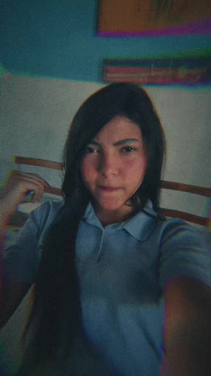@Valentina🖤.