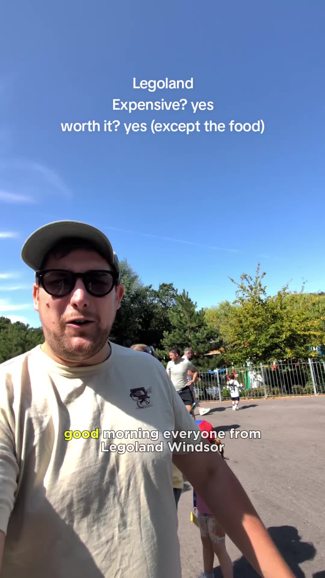 @Robbie Reviews