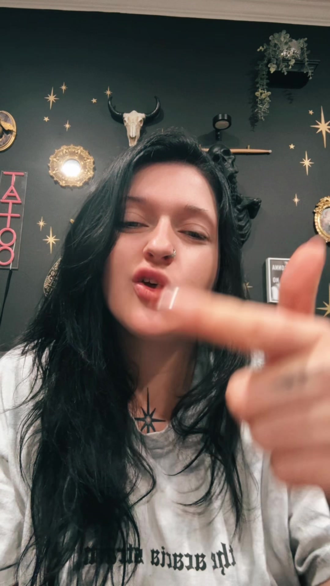@Gothicccccc