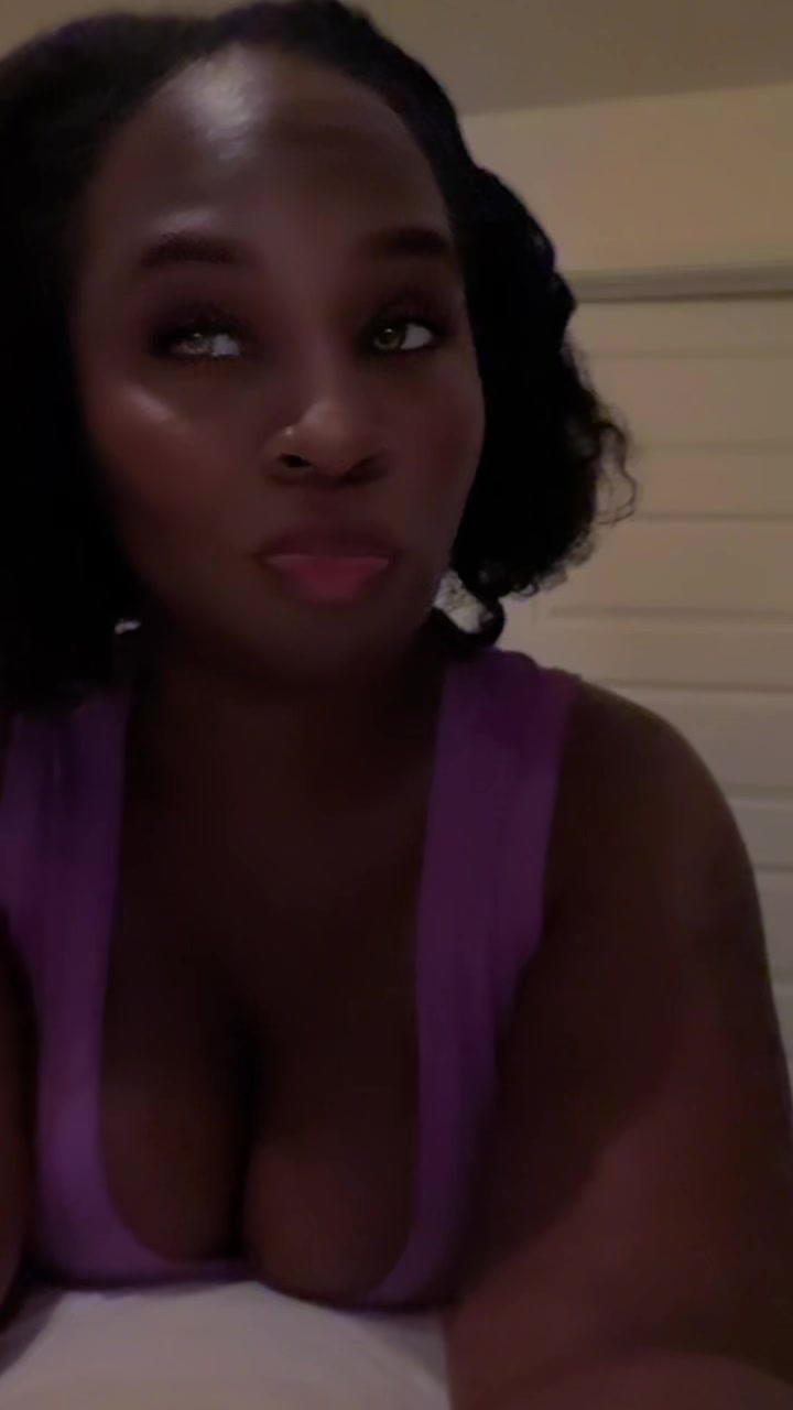 @melanin_monroe1985