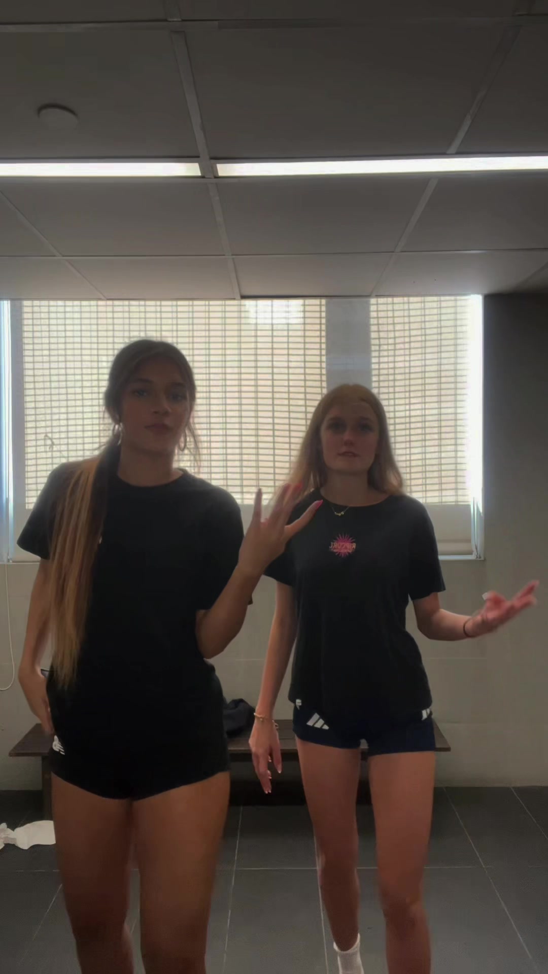 @tara