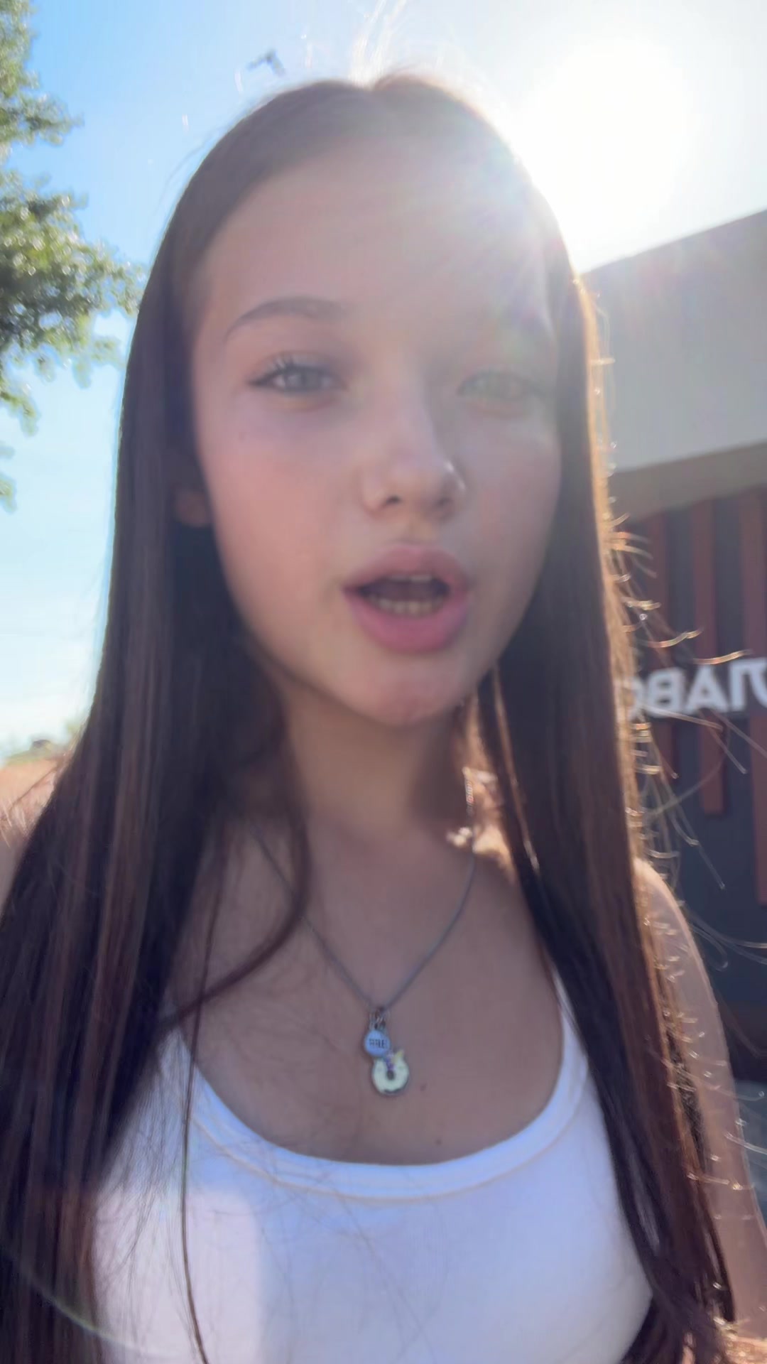 @AnnaPierce