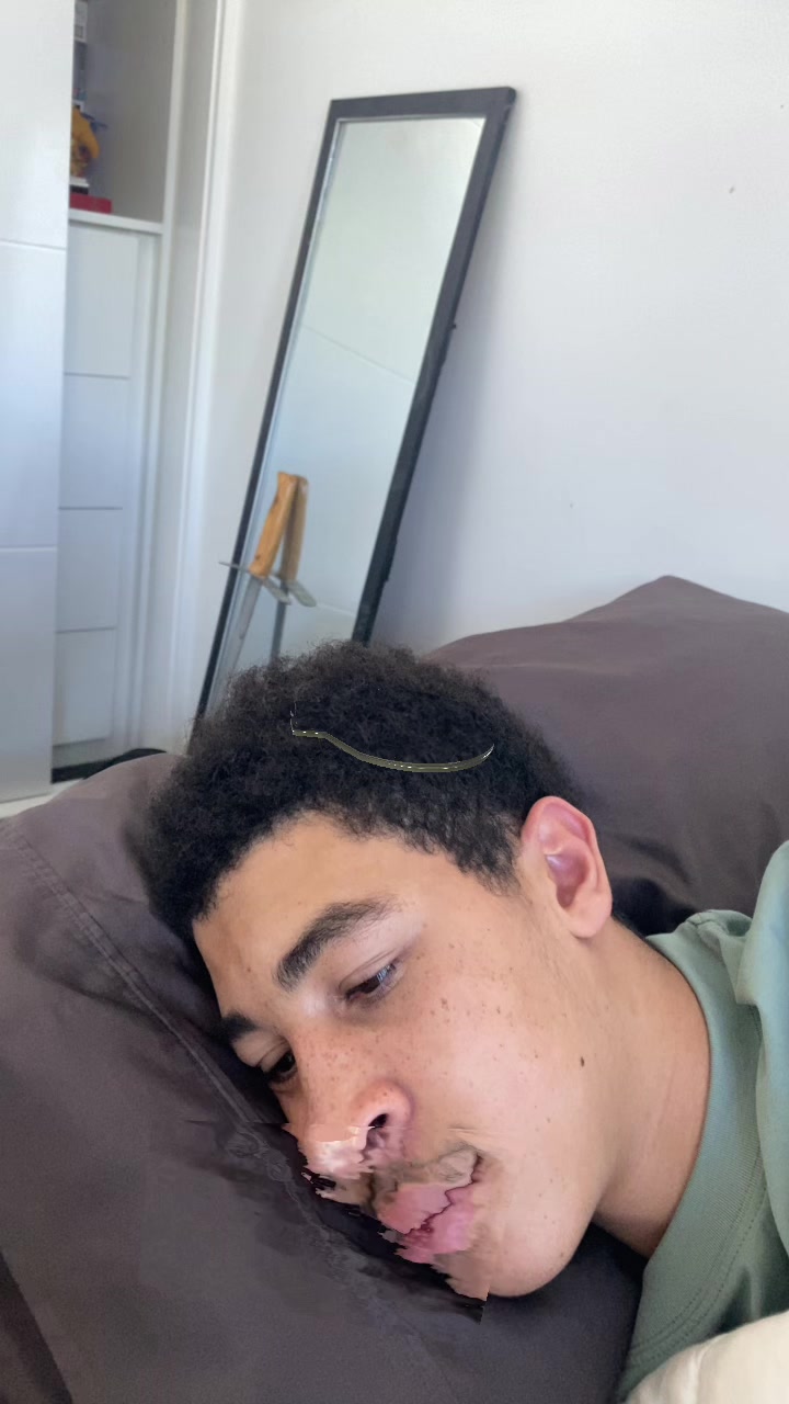 @Hotandcrispybonless