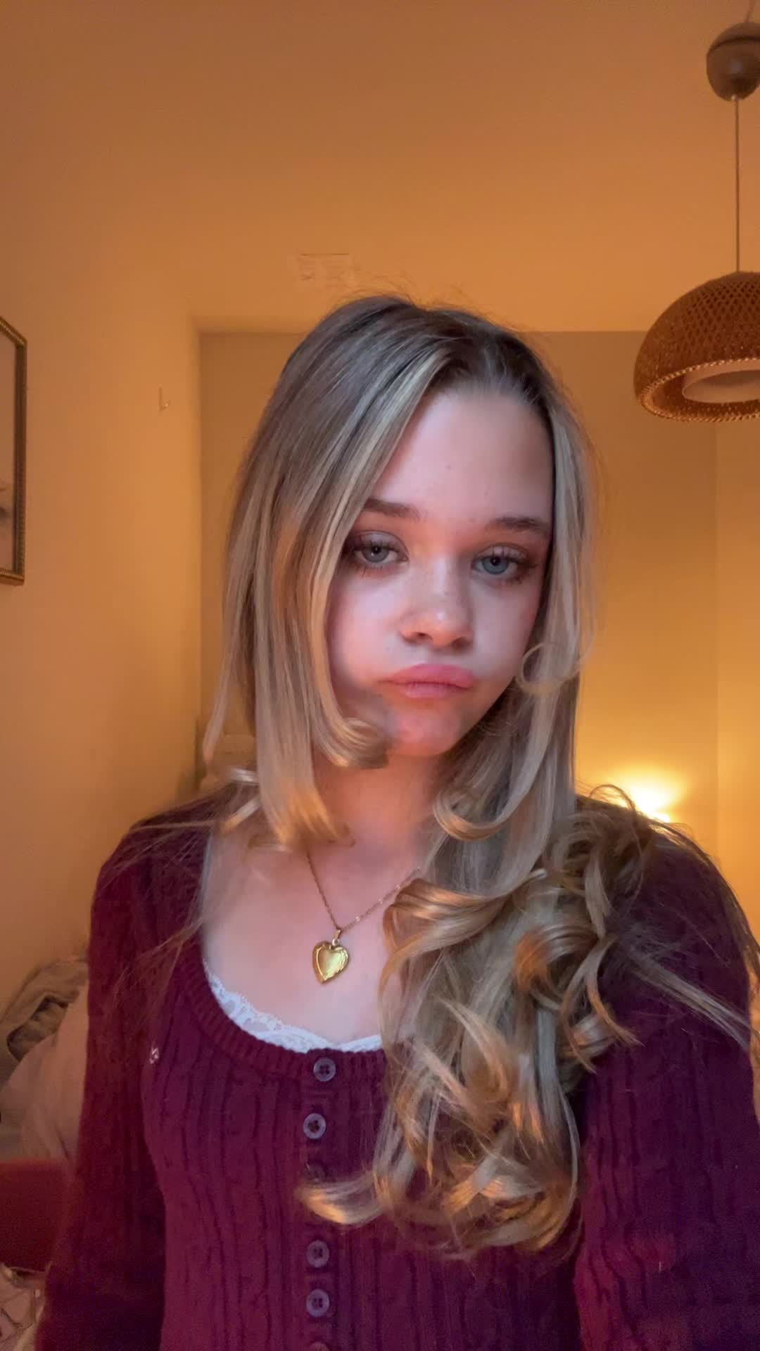 @𝓒𝓪𝓶𝓲🪽🧁🦢🩰