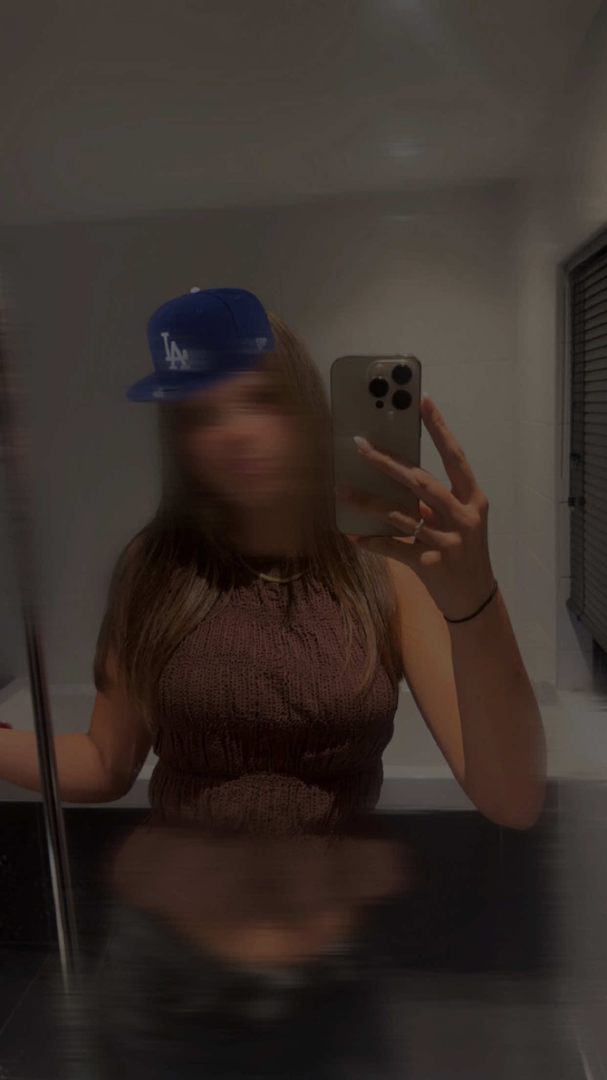 @𝑬