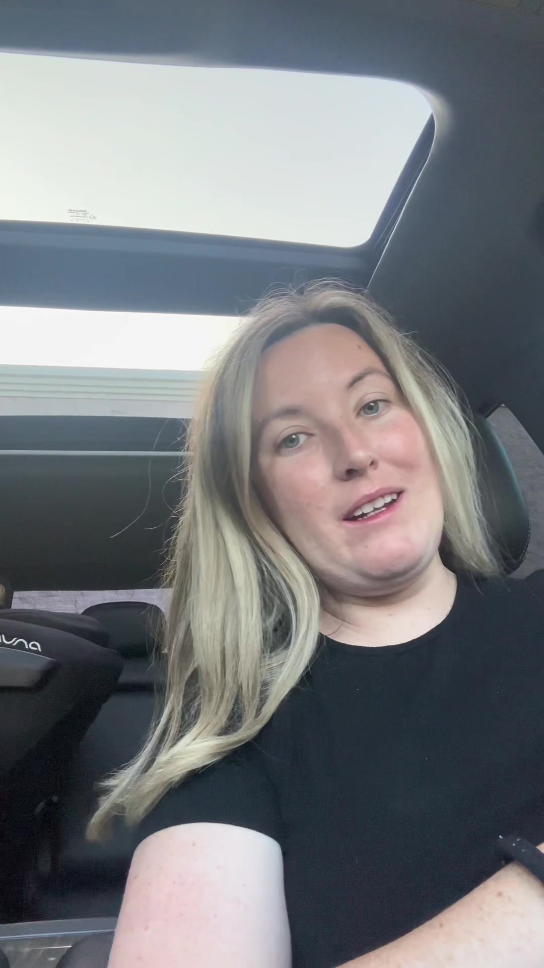 @Kayla Jane | SAHM