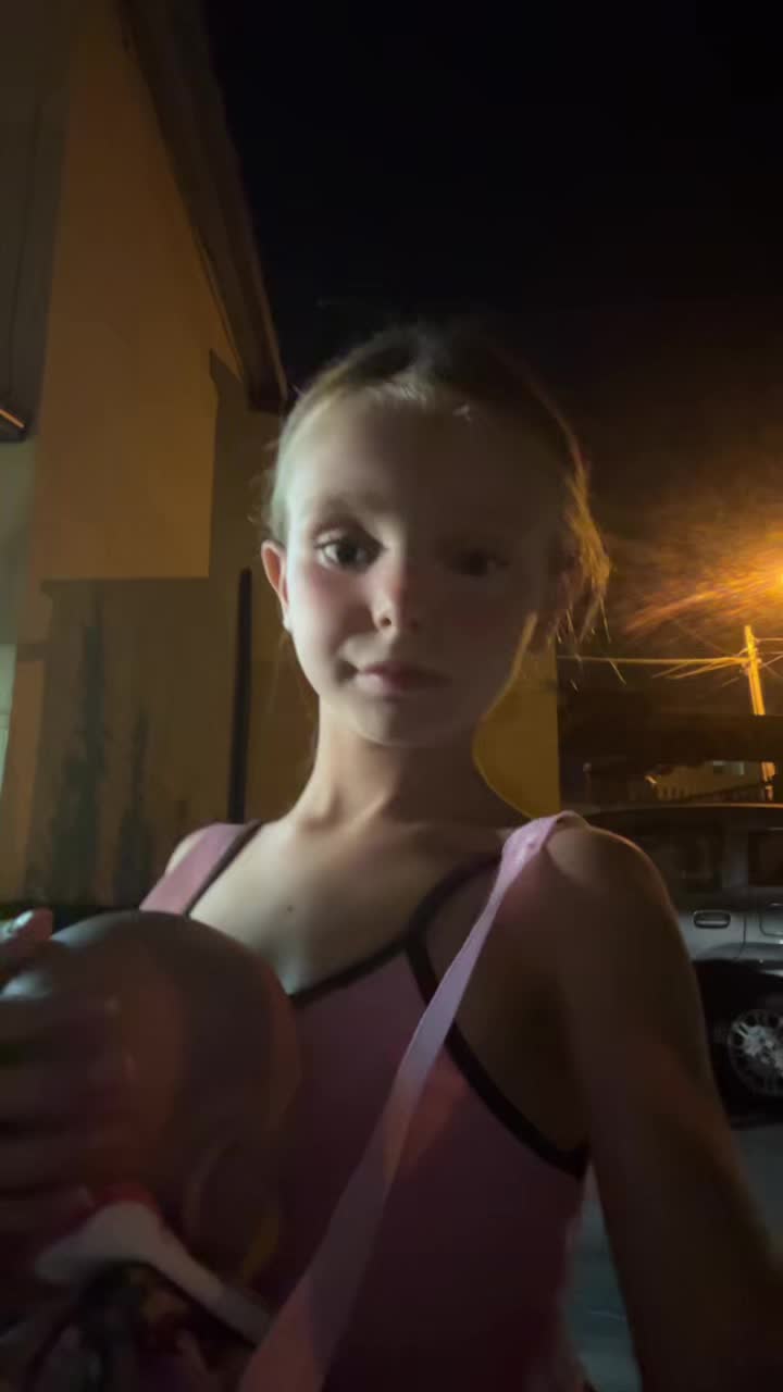 @Claudia Langella