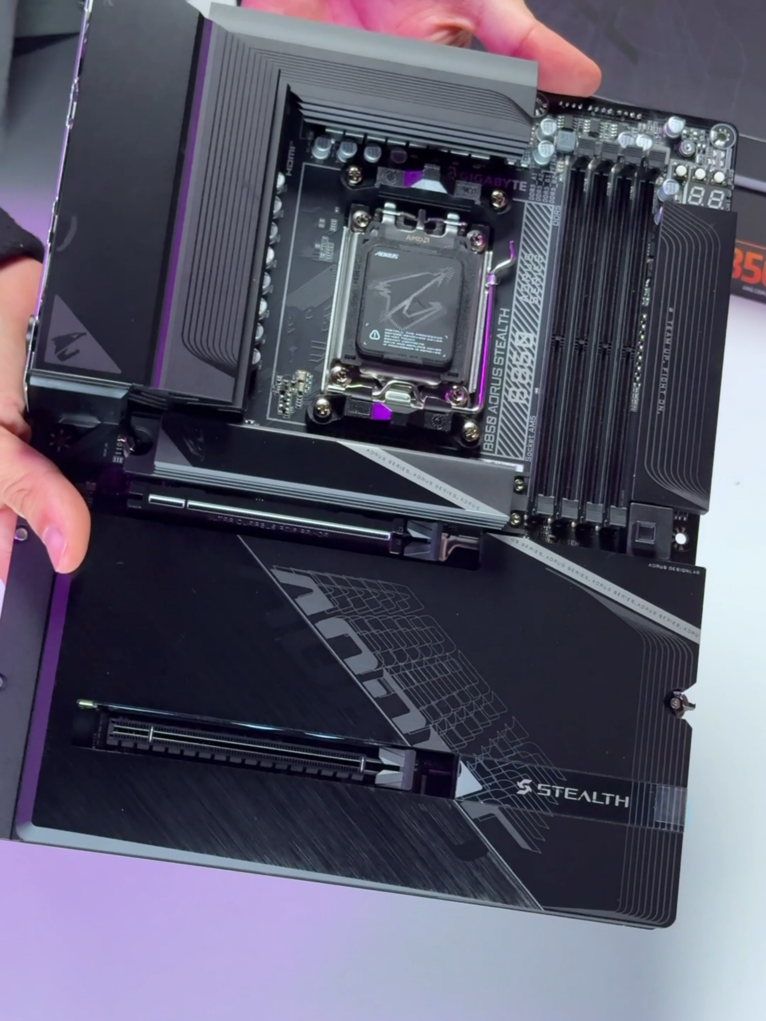 @AORUS