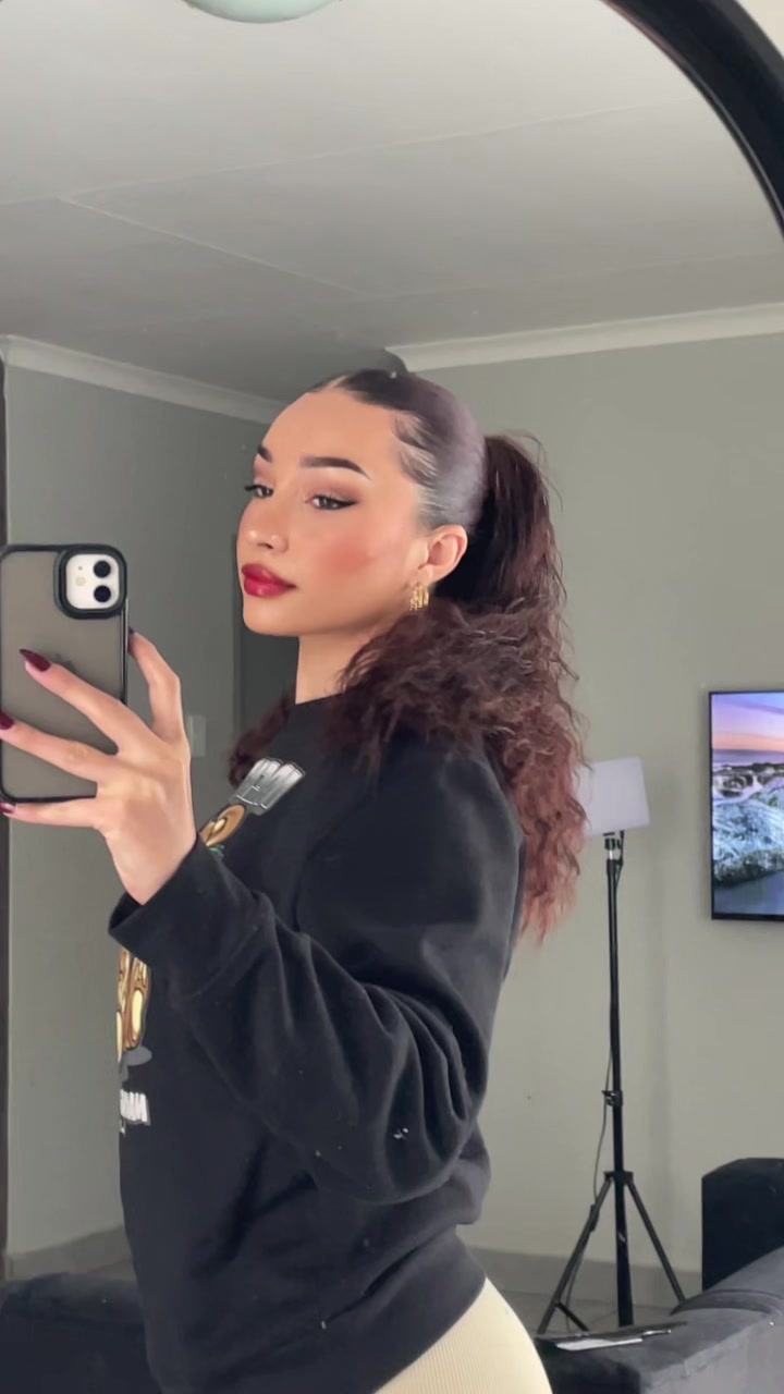 @Kaylen January✨🧿