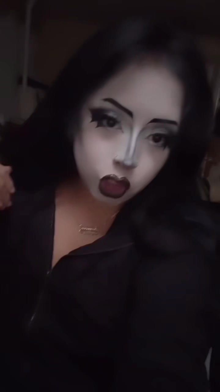 @Tamara 🦇