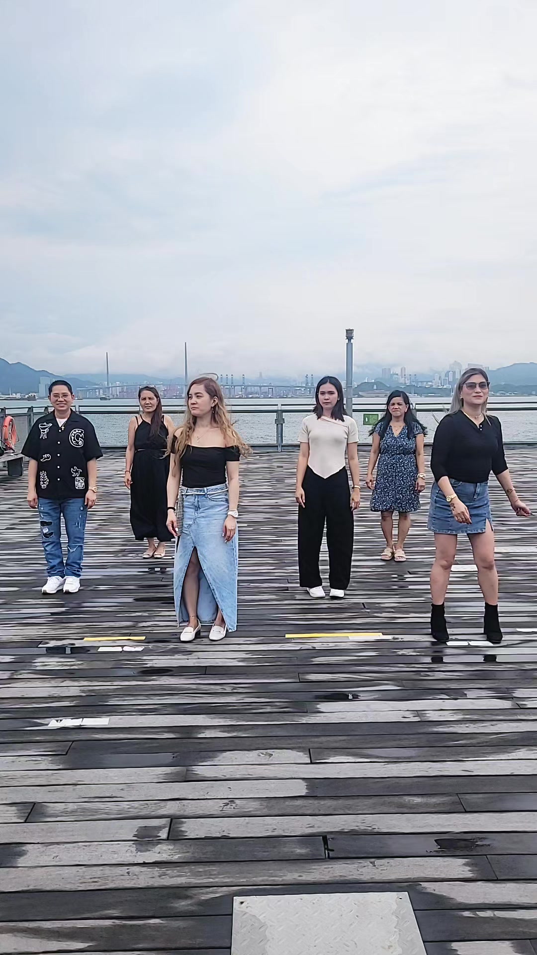 @Dark Queen 👸 🇺🇸 🇵🇭