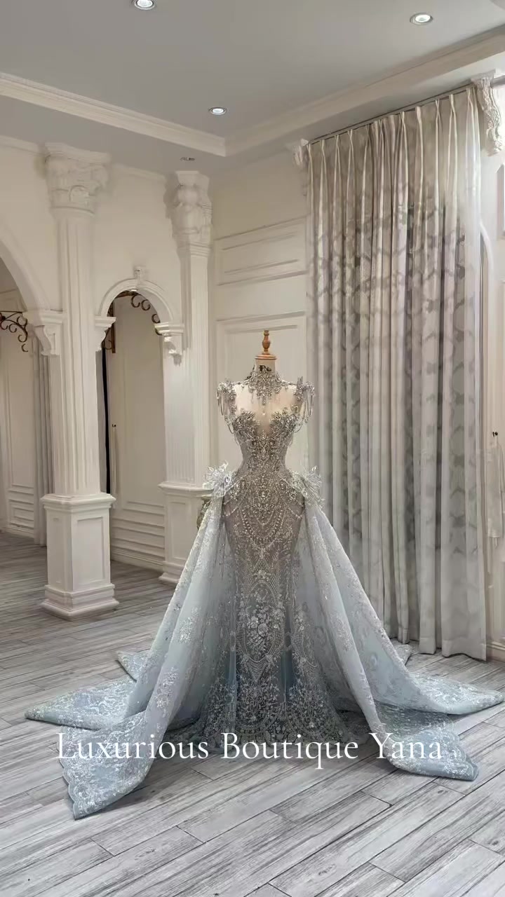@Luxurious Boutique Yana