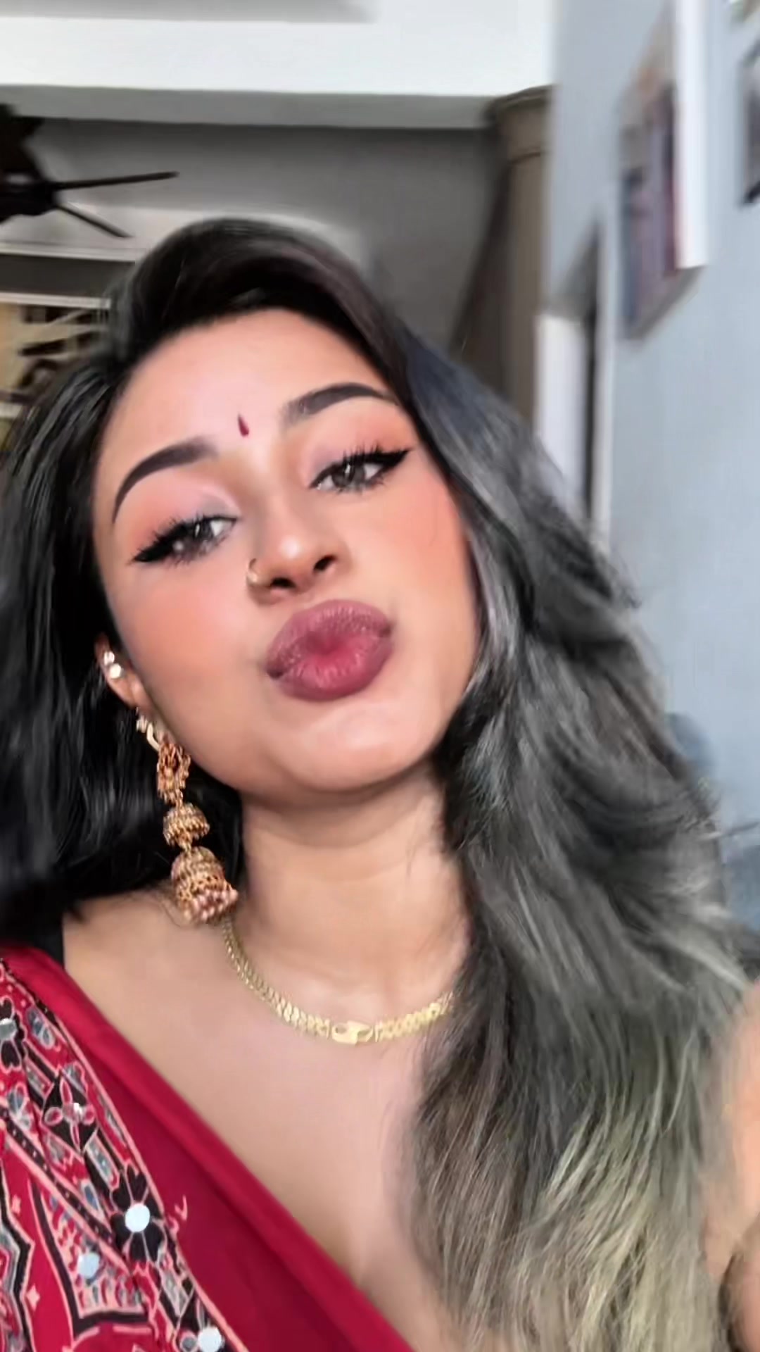 @Gajeyasathiya