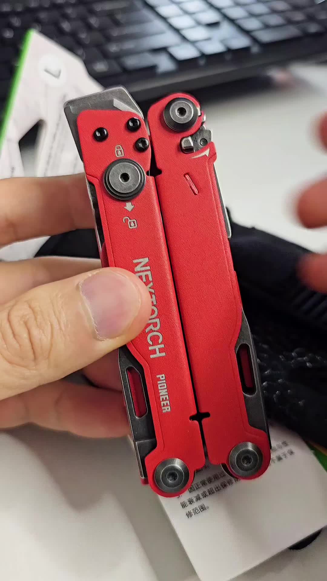 @Darren Yeo - Tech & Reviews