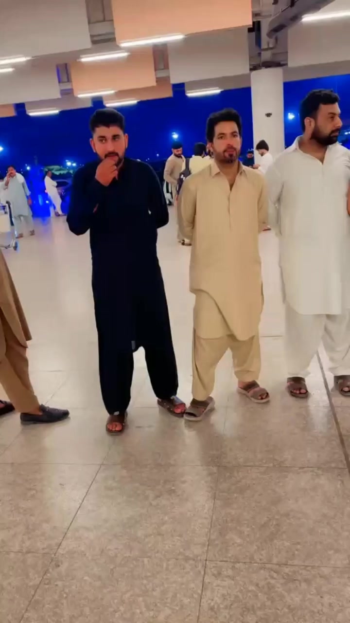 @🧡راجہ عثمان 🧡