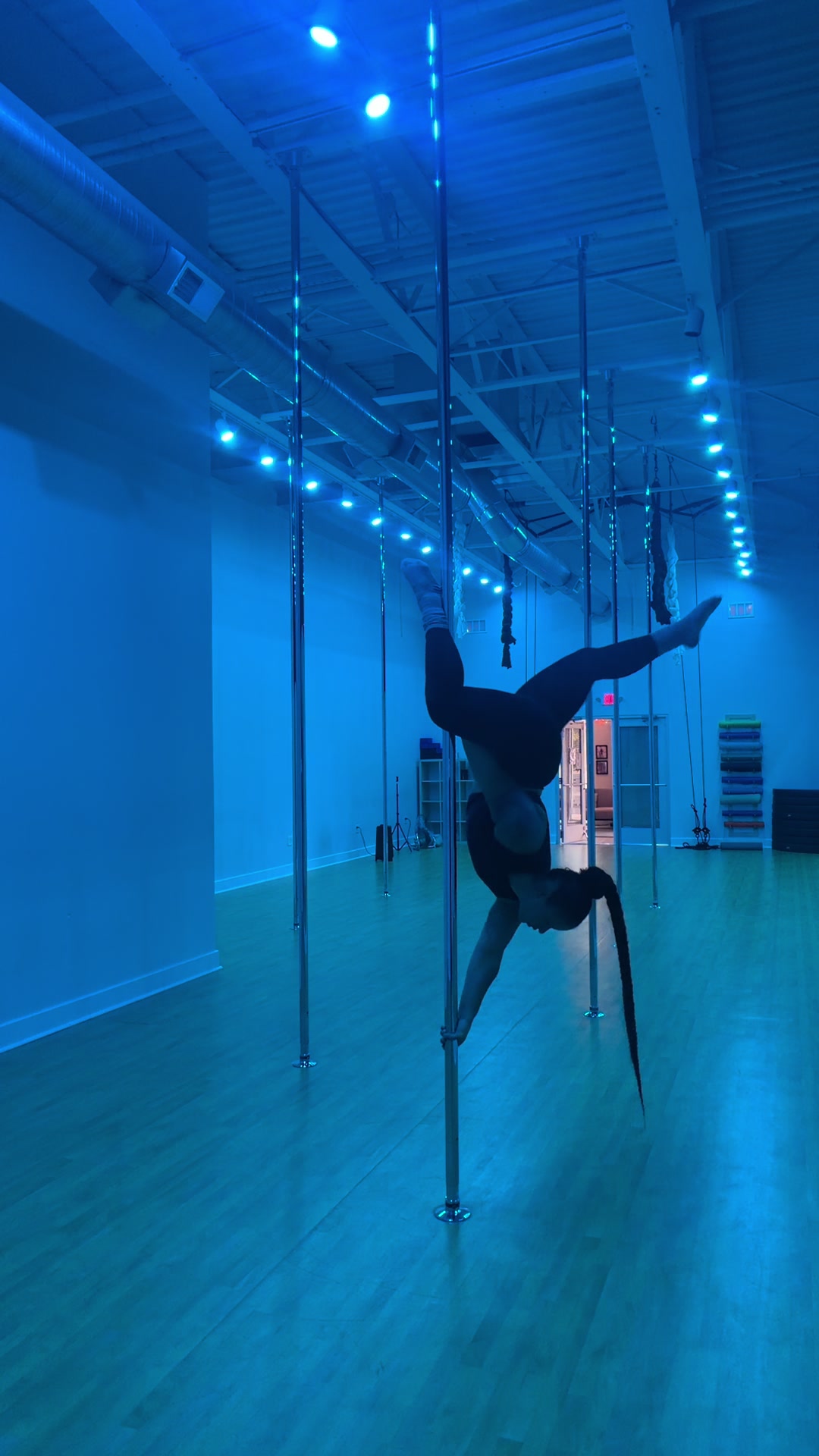 @PoleHoney