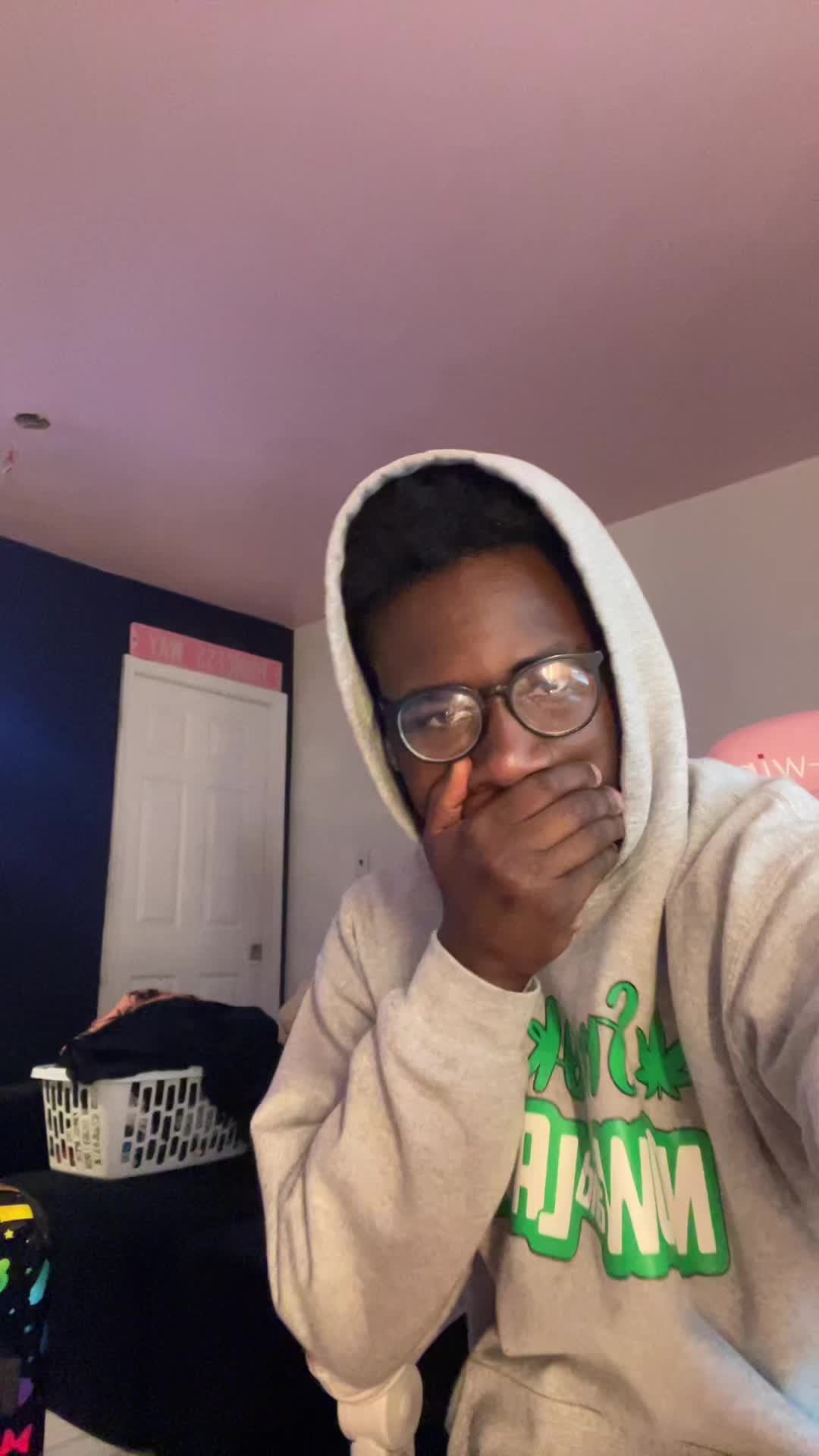 @yeaarobb