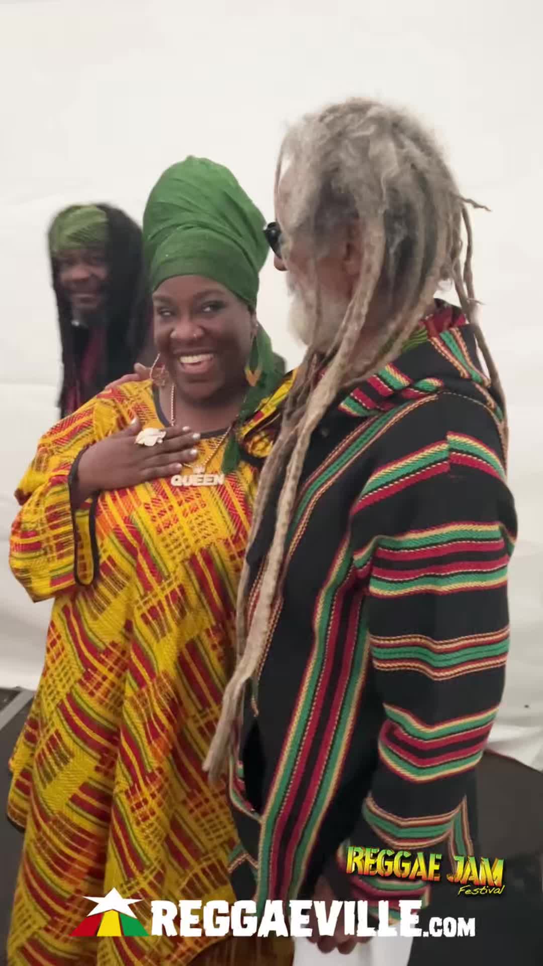 @Reggaeville.com