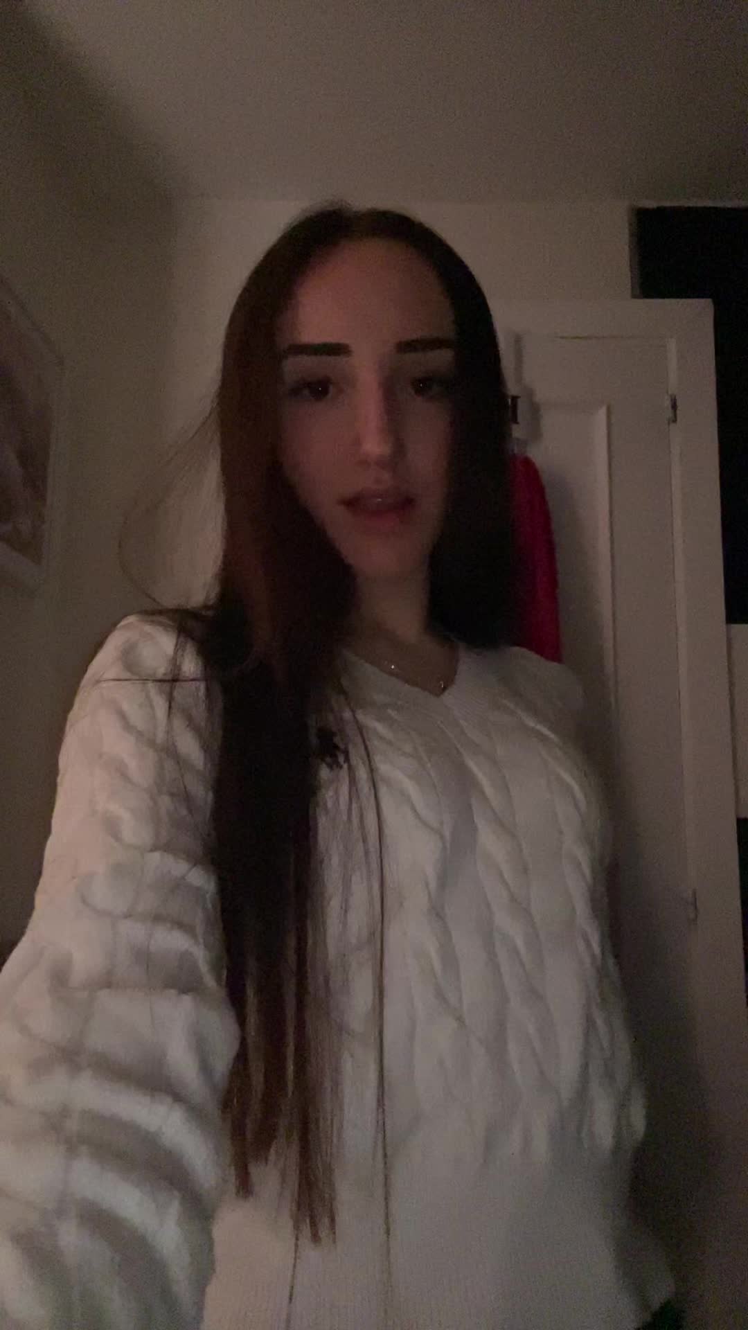 @ainaritaa