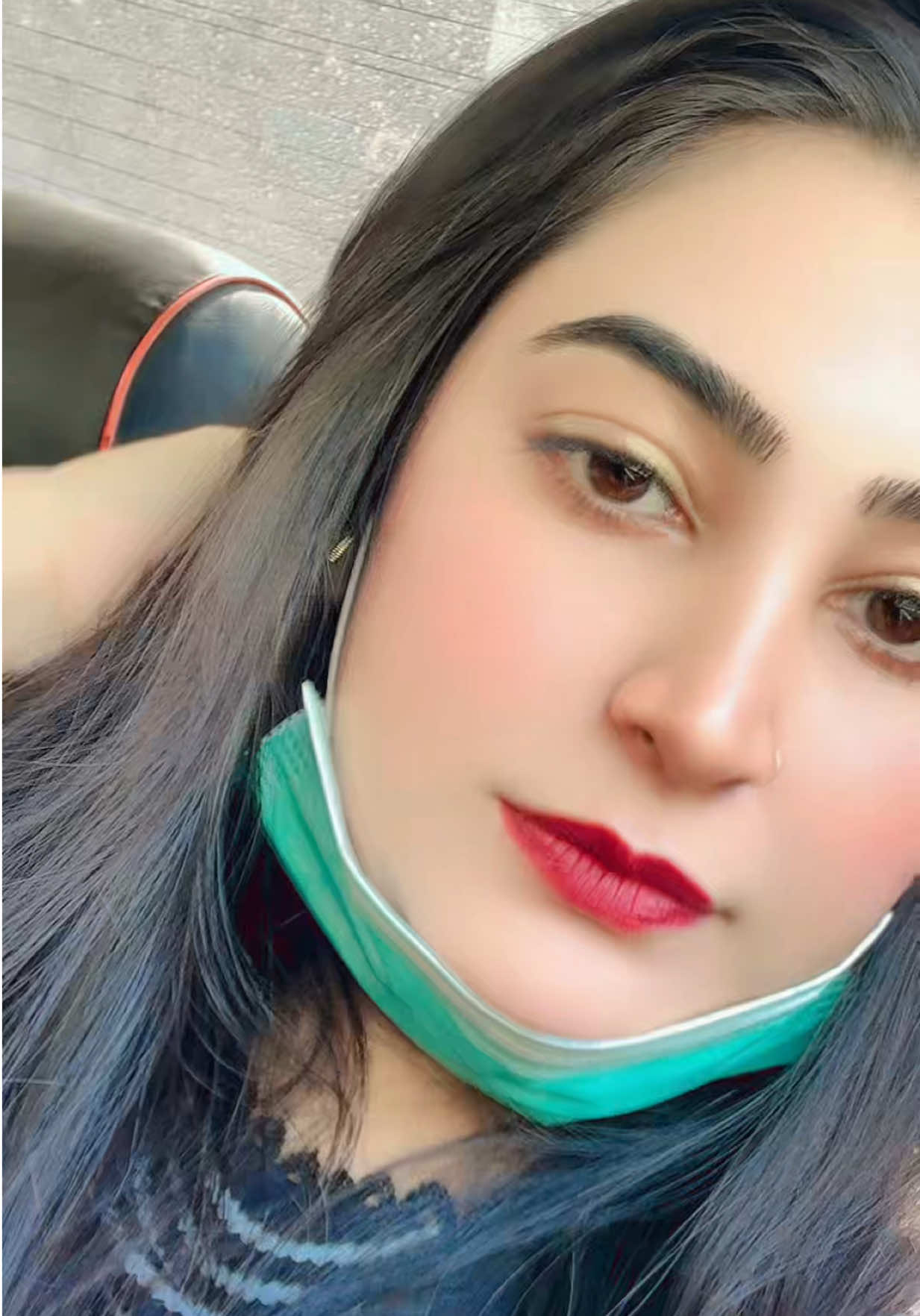@🎤 𝓣𝓻𝓮𝓷𝓭𝔂 𝓖𝓲𝓻𝓵 🎤