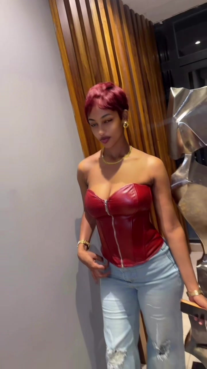 @Miss_Ryne💕
