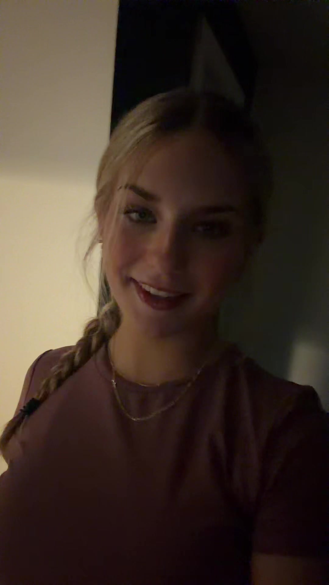 @🥂