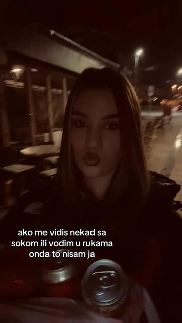 @𝐚𝐧𝐝𝐣𝐞𝐥𝐚🦎