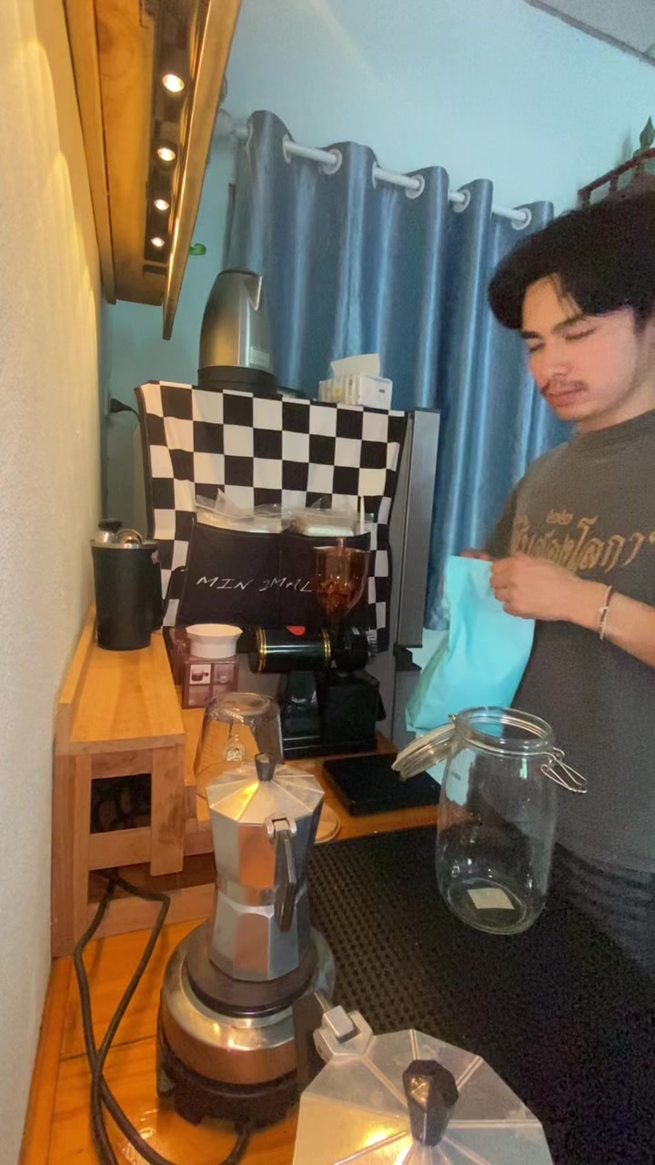 @คุณ แฟ้ม