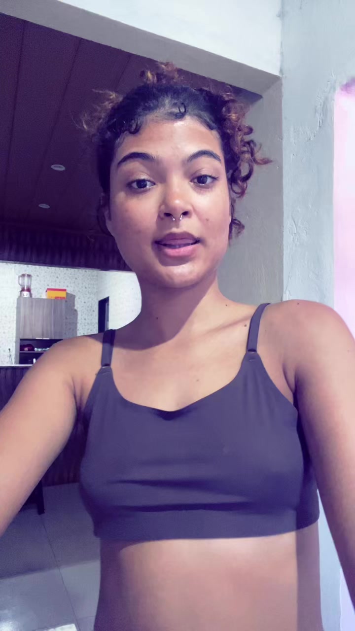 @Nath&aacute;lia