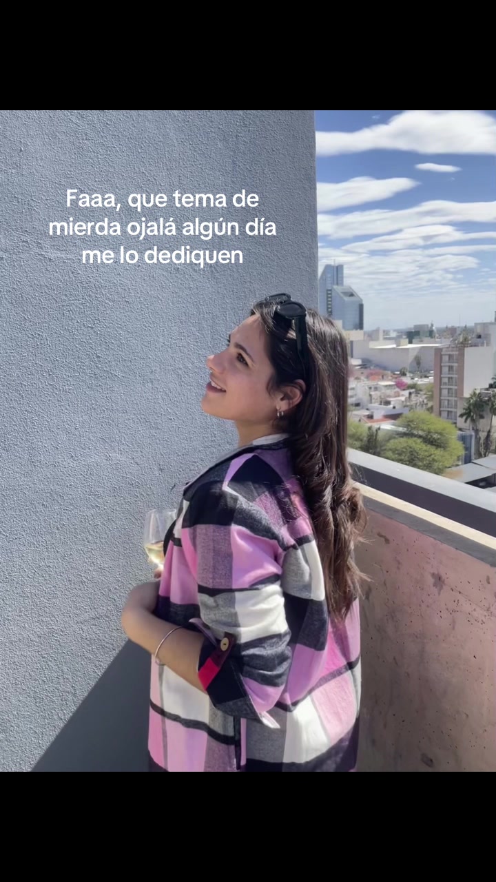 @Lara Fernandez