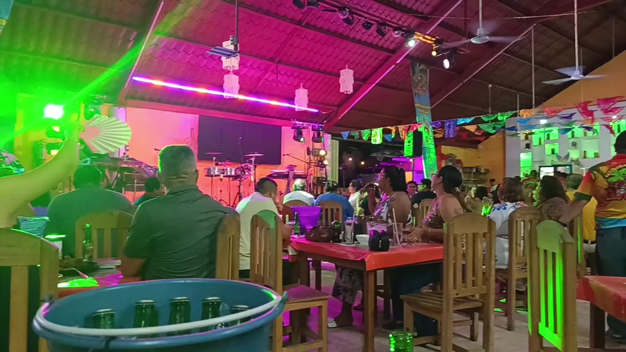 @Felipe Montero