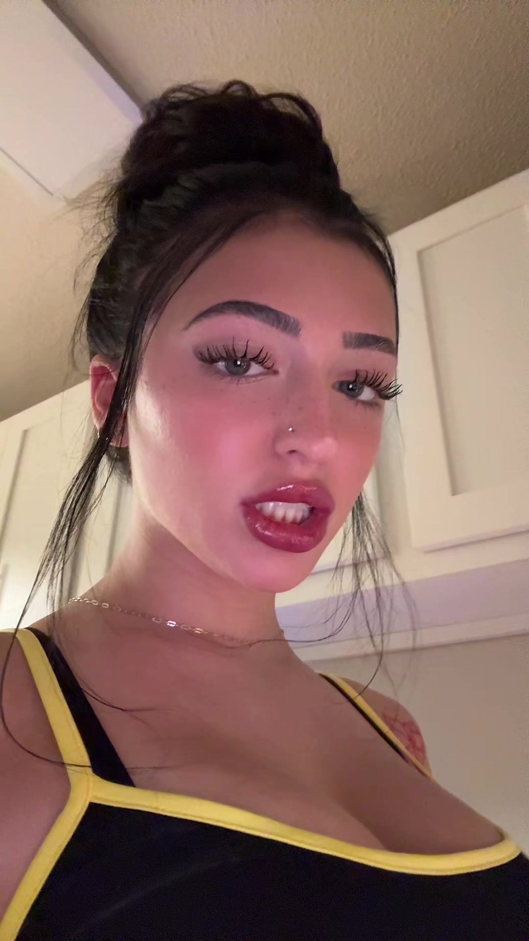 @Kiki