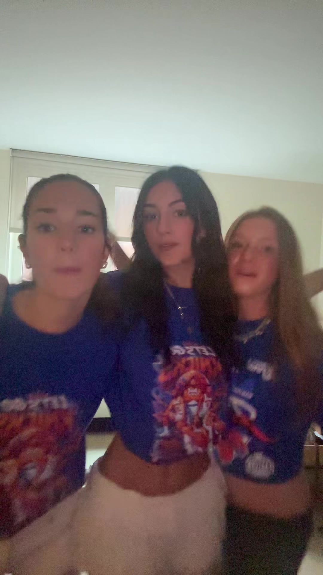 @Sydneyselites