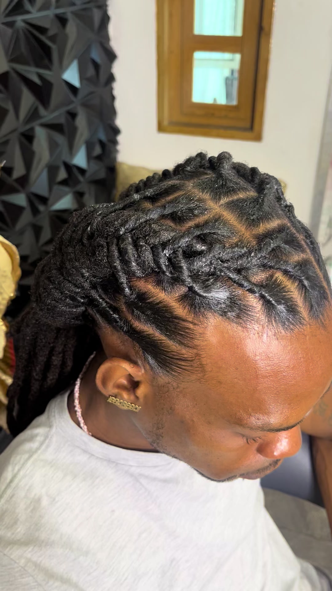 @Beyoutiful locks hair salon