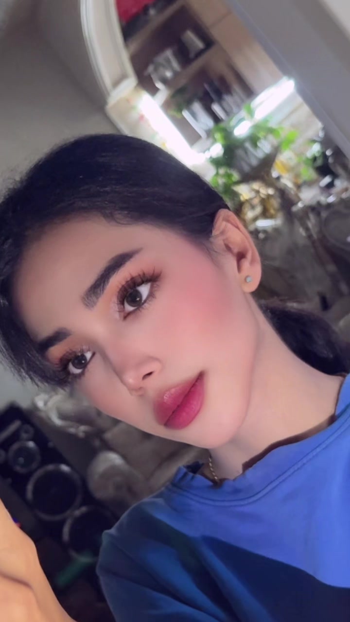@Melikafarahani