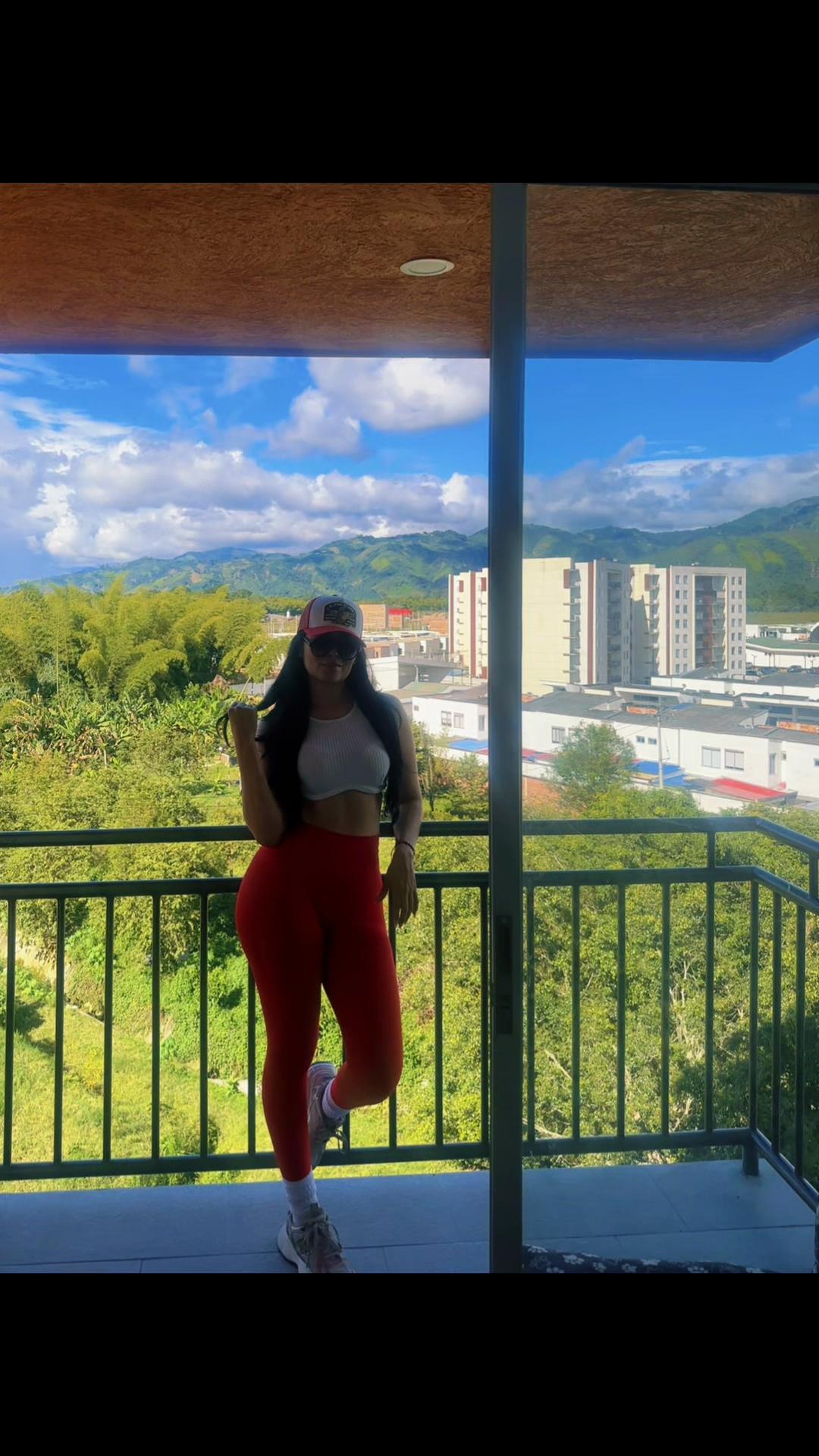 @🩷Caroline Castro 🩷
