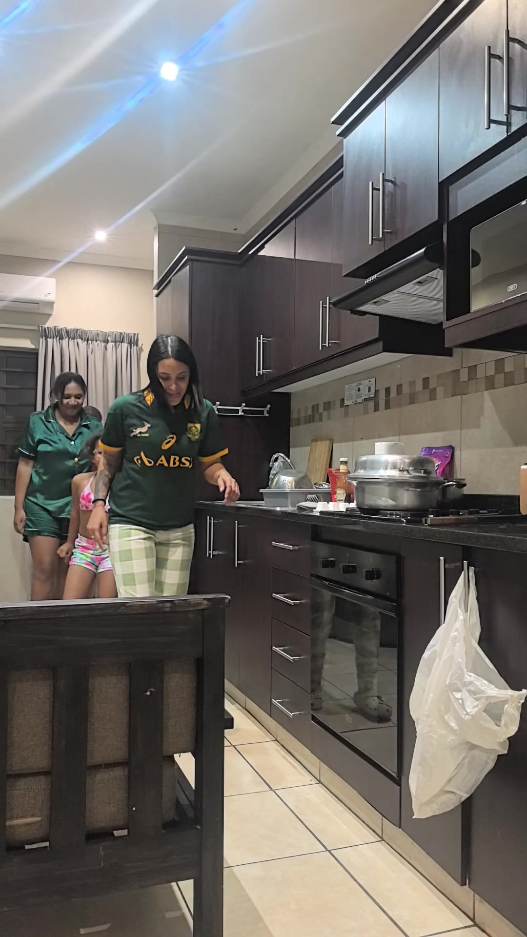 @Lady R| The Mom🌼|DIY ᥫ᭡