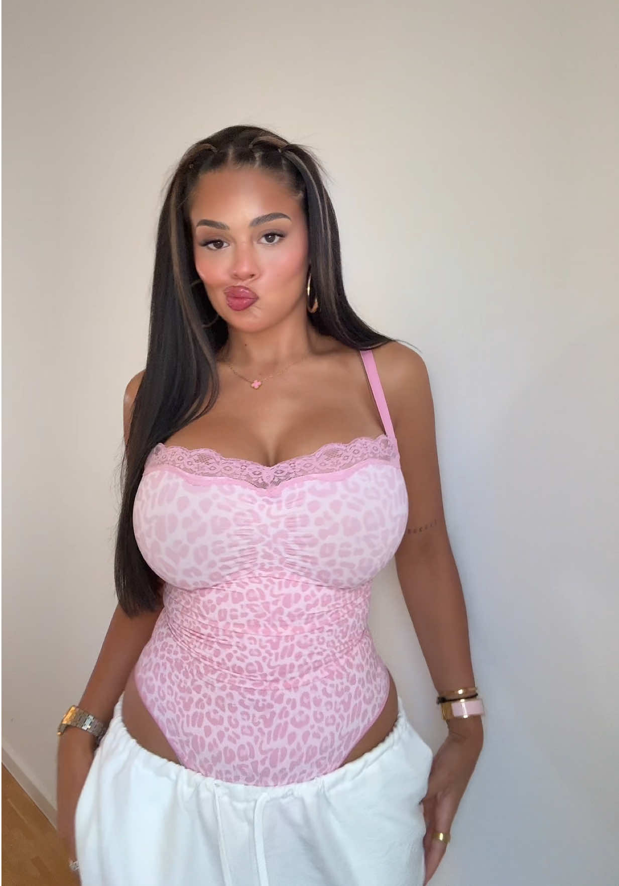@Vanessaberisa_