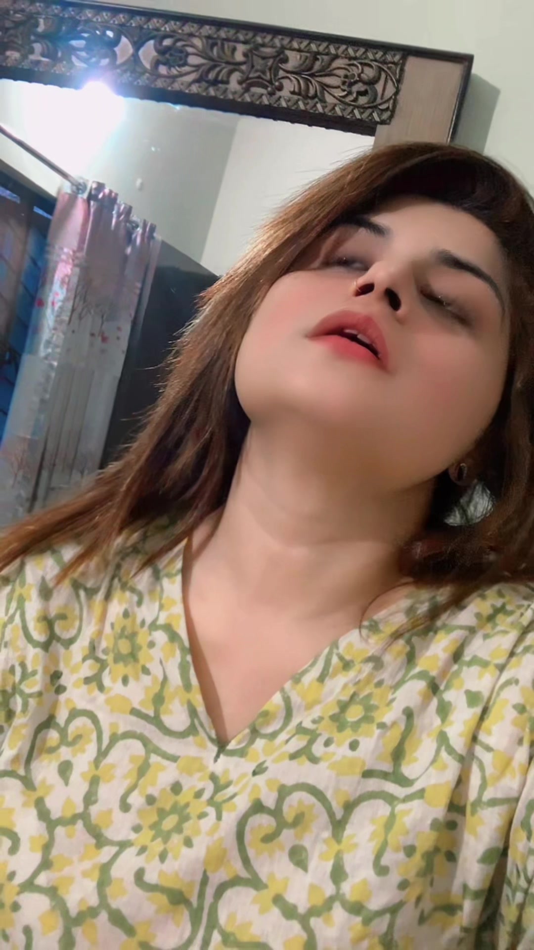 @AshU🦋mAliK