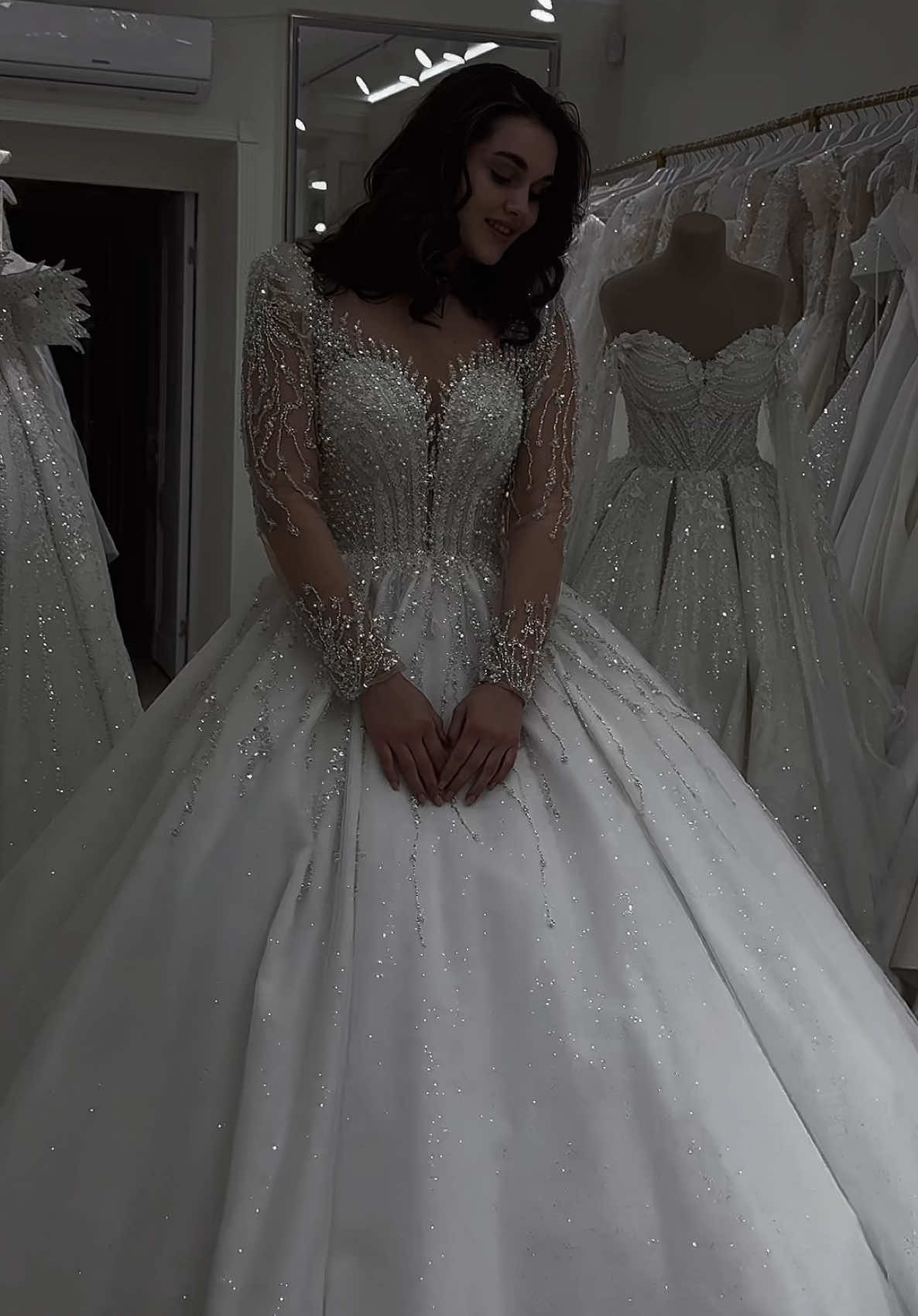 @vio.wedding.dresses