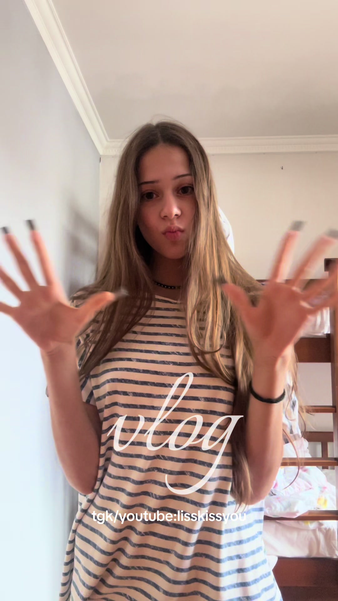 @LISSKISSYOU