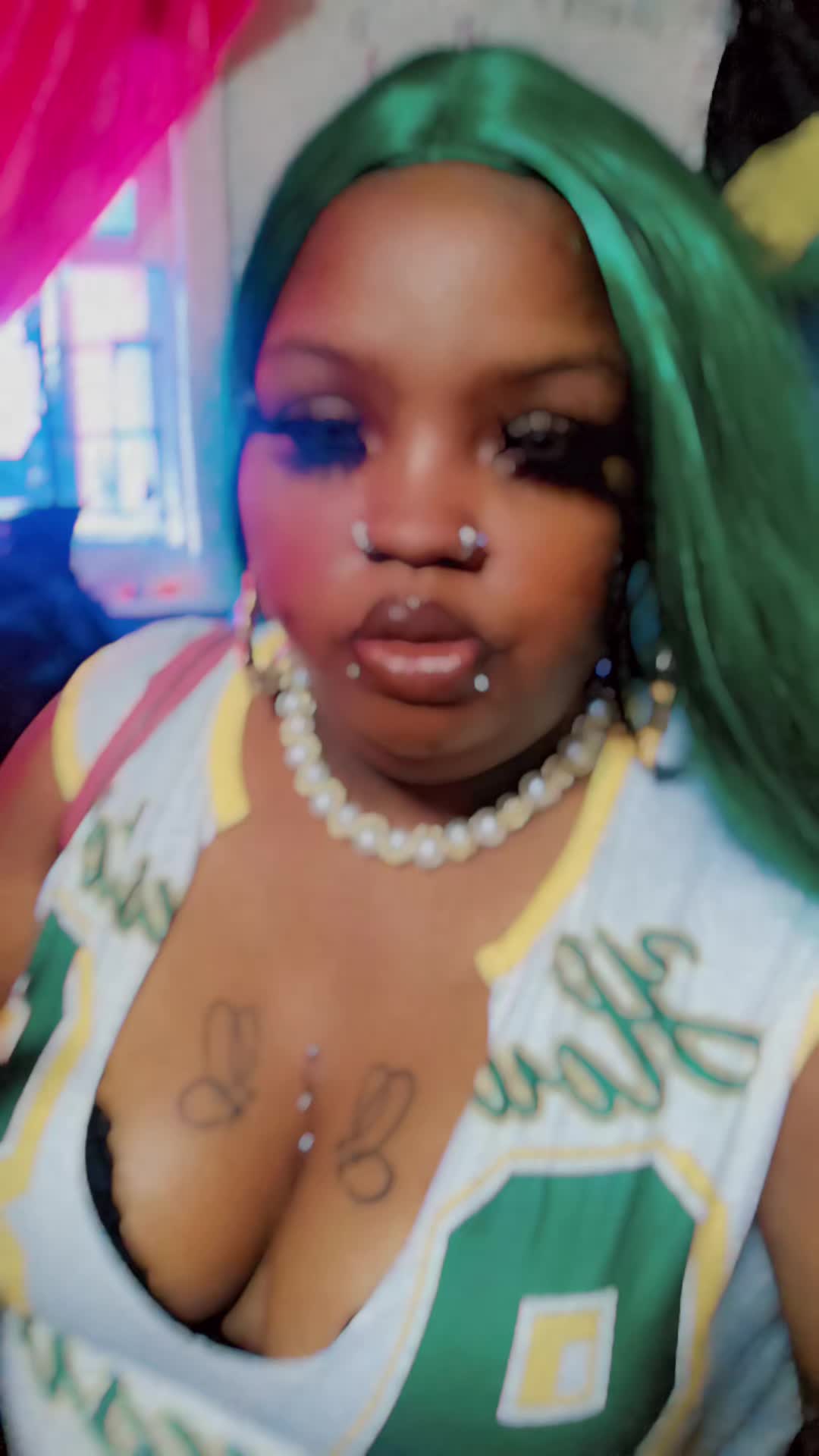 @J&auml;m&auml;ic&auml;nG&uuml;rL🇯🇲♓🎶