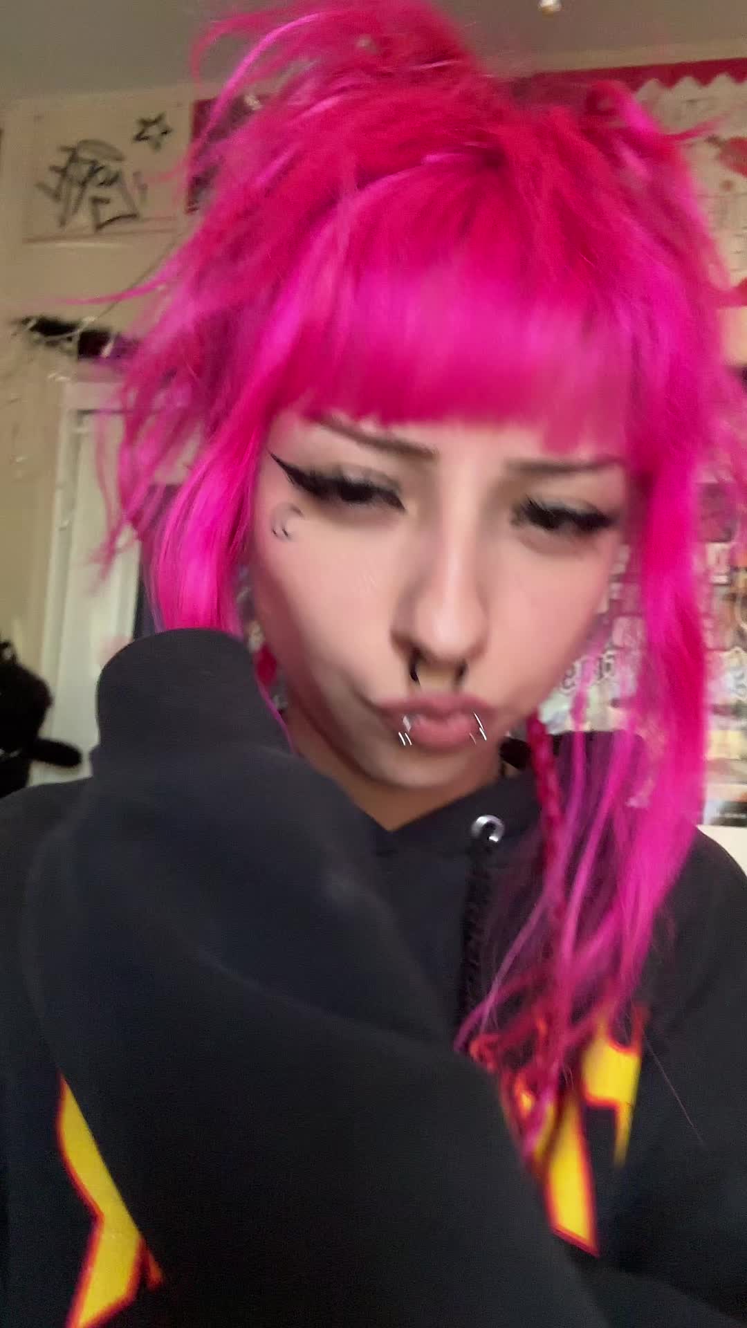 @𖣂 jewelcatx on ig ☽
