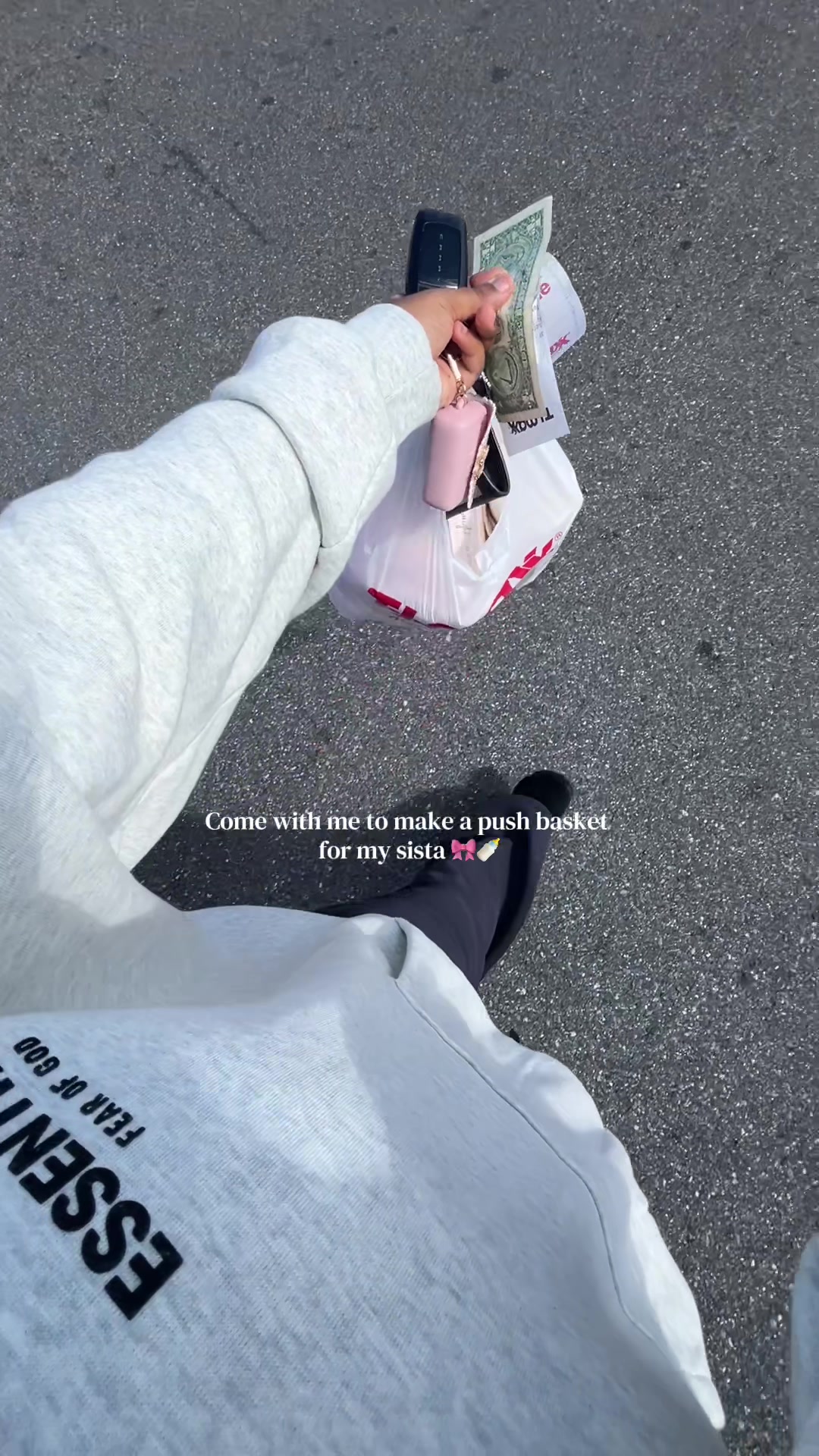@RenéeRochér 🎀 .