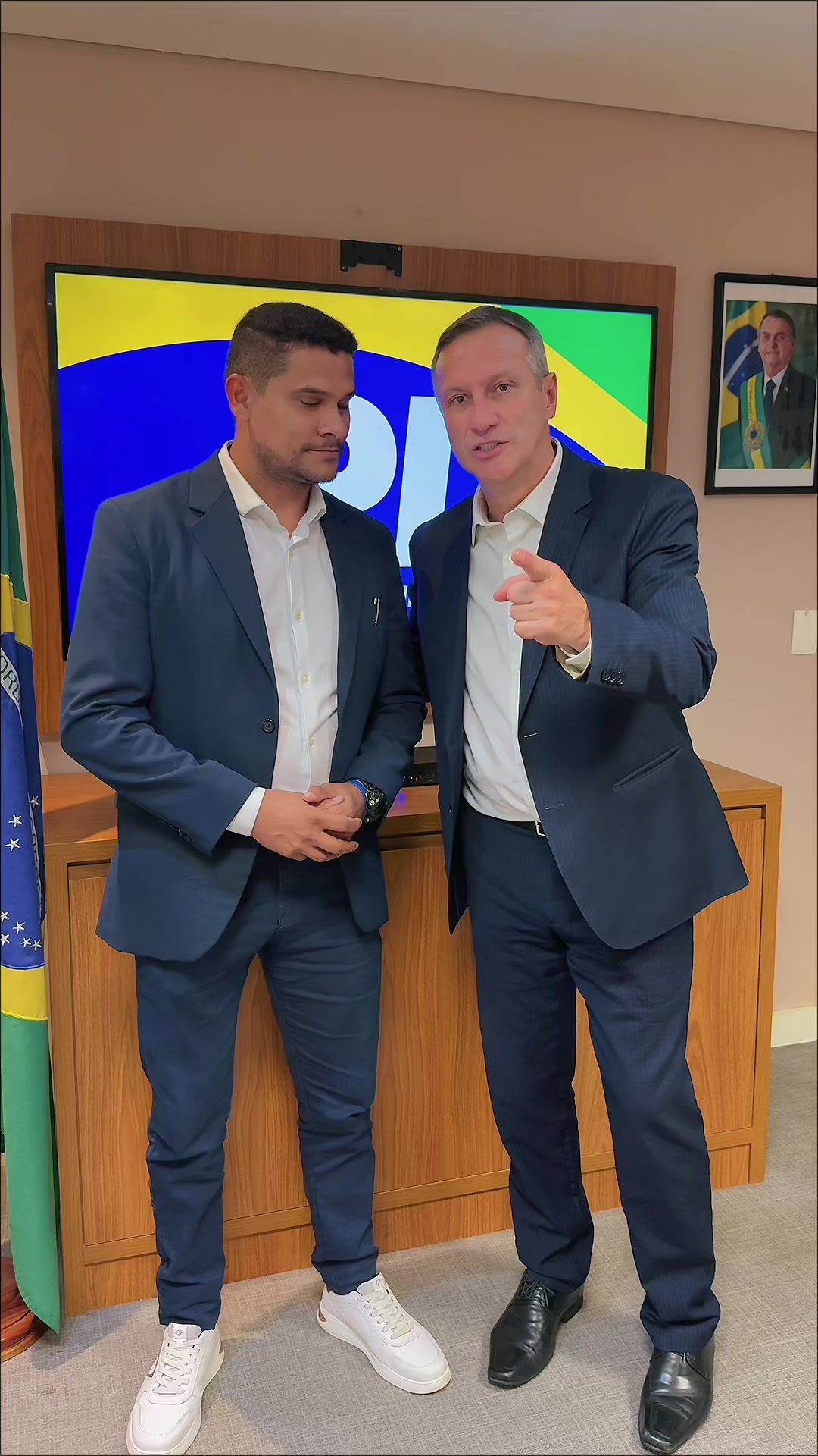 @Francisco Mello Oficial