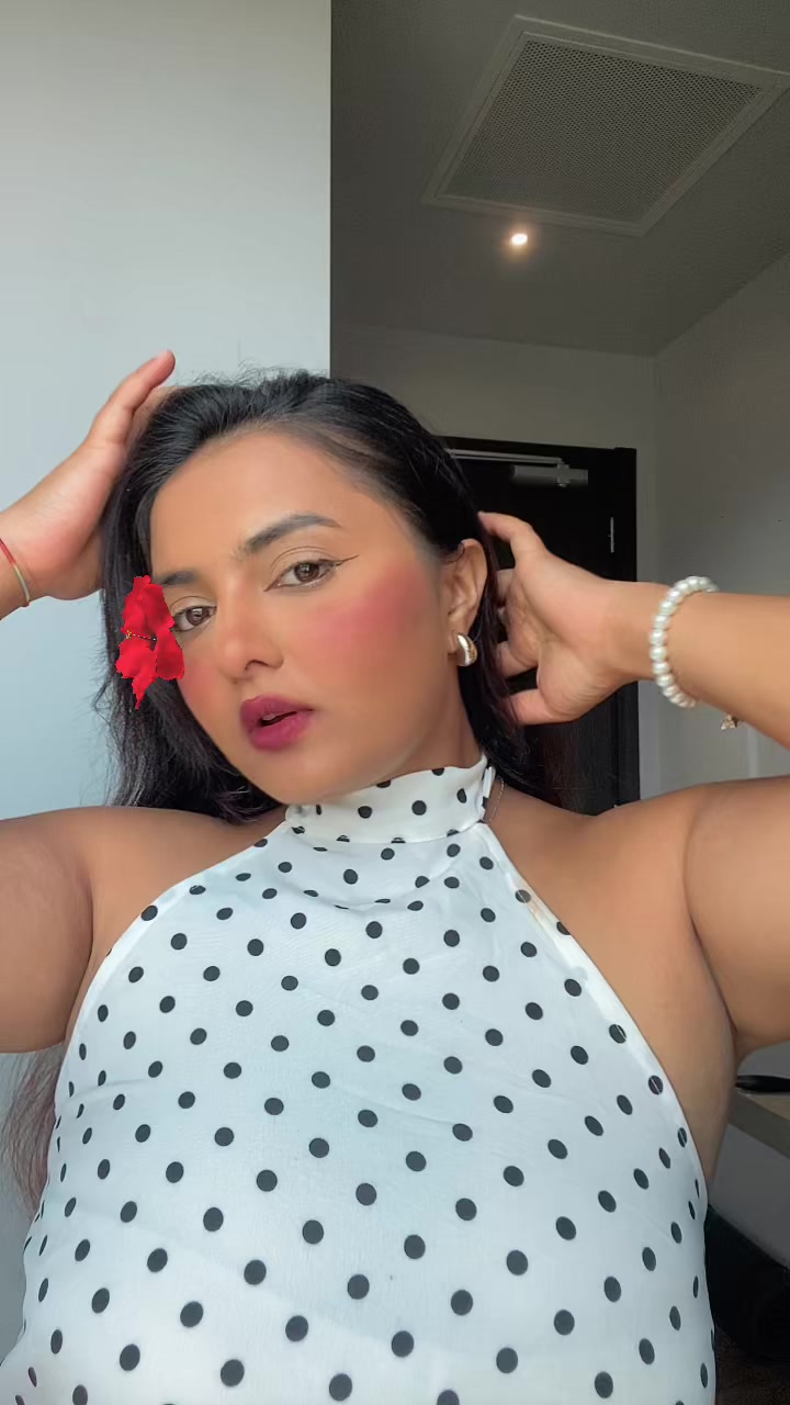 @Beeni_